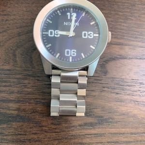 Nixon Take Charge Watch